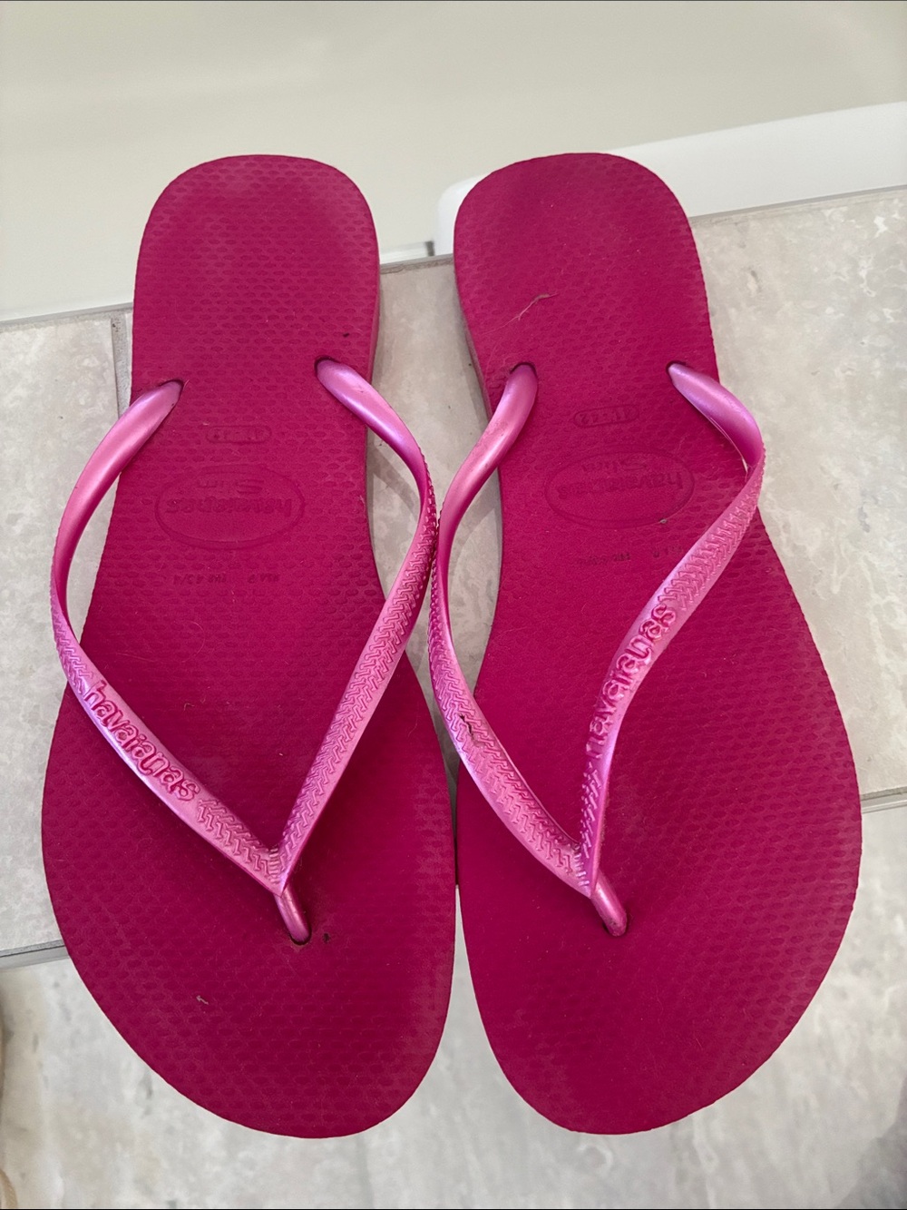 Havaianas hot pink. Size 10/11.